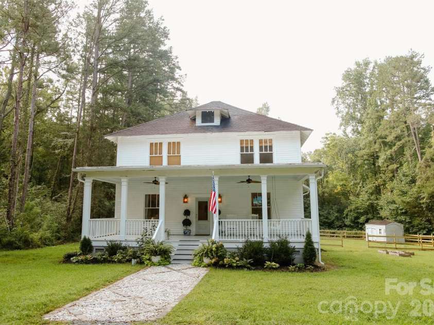 2100 Little Gold Road, Concord, NC 28025.  MLS# CAR4419524, YatesRealty ID 47786. 