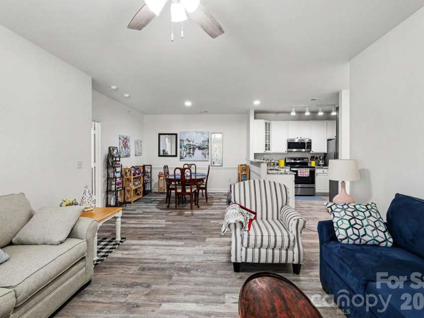 11949 Ridgeway Park Drive, Charlotte, NC 28277.  MLS# CAR4347307, YatesRealty ID 4779. 