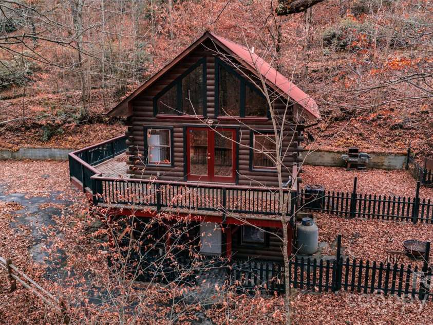 548 Plott Balsam Road, Maggie Valley, NC 28751.  MLS# CAR4216352, YatesRealty ID 4779. 