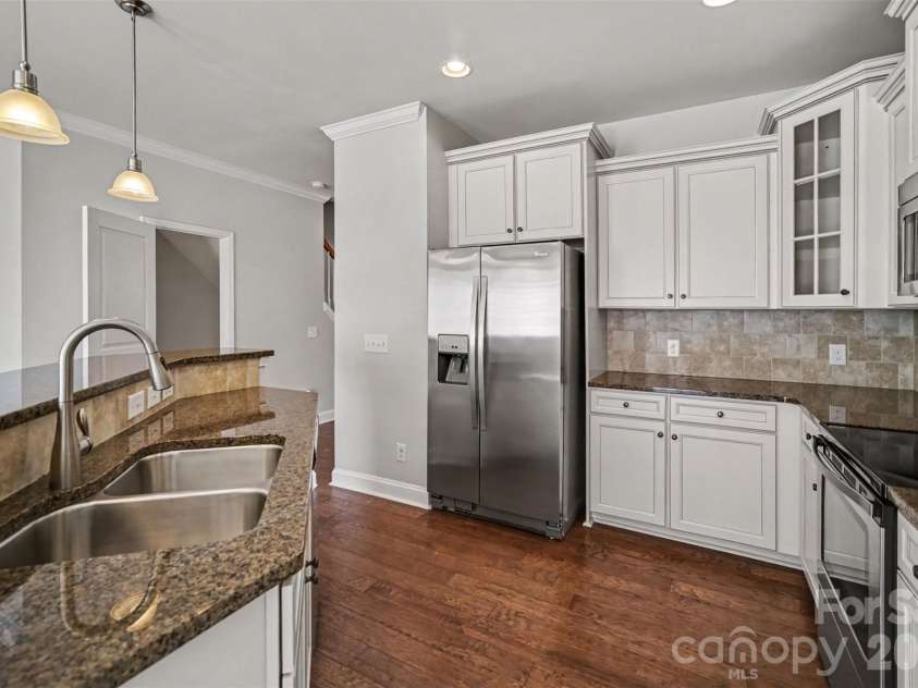 229 Misty Knoll Lane, Belmont, NC 28012.  MLS# CAR4418168, YatesRealty ID 47790. 