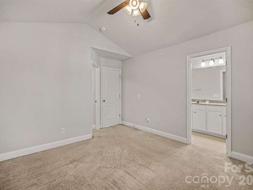 229 Misty Knoll Lane, Belmont, NC 28012.  MLS# CAR4418168, YatesRealty ID 47790. 