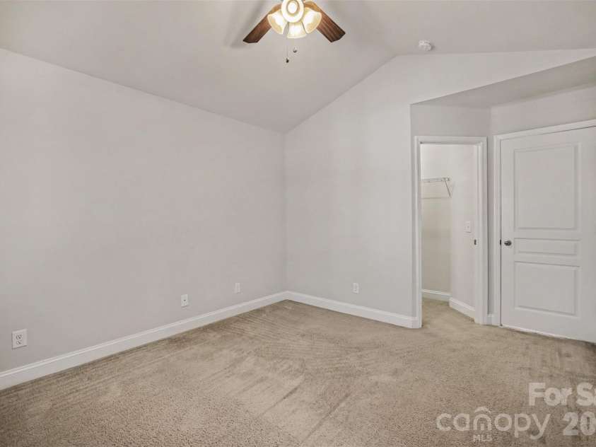 229 Misty Knoll Lane, Belmont, NC 28012.  MLS# CAR4418168, YatesRealty ID 47790. 