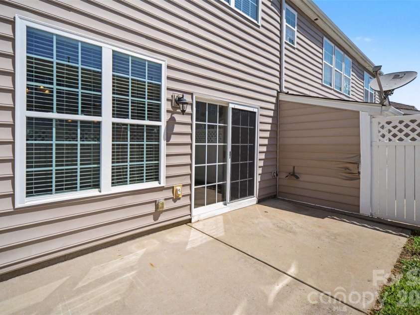 229 Misty Knoll Lane, Belmont, NC 28012.  MLS# CAR4418168, YatesRealty ID 47790. 