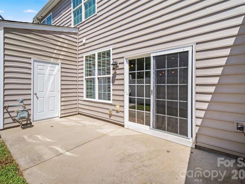 229 Misty Knoll Lane, Belmont, NC 28012.  MLS# CAR4418168, YatesRealty ID 47790. 
