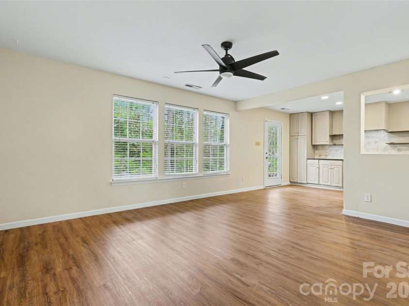 2648 Stream Bank Drive, Charlotte, NC 28269.  MLS# CAR4419146, YatesRealty ID 47791. 