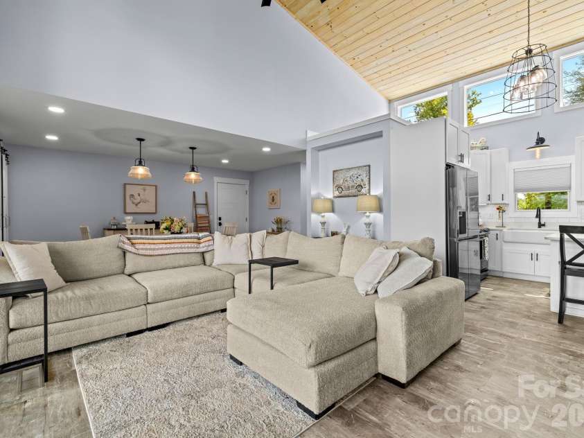 101 Mill Street, Hayesville, NC 28904.  MLS# CAR4393420, YatesRealty ID 47792. 