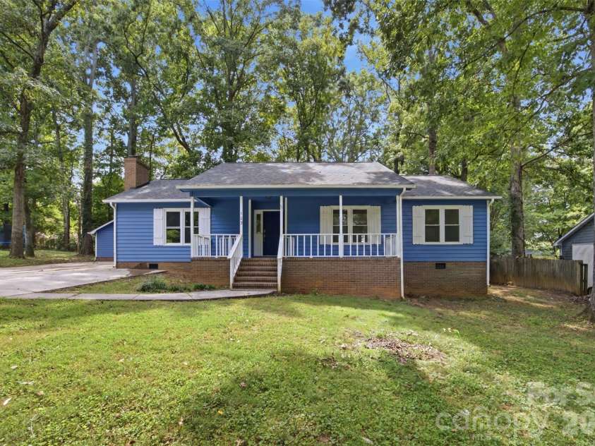 103 New Hampshire Drive, Stanley, NC 28164.  MLS# CAR4419070, YatesRealty ID 47794. 