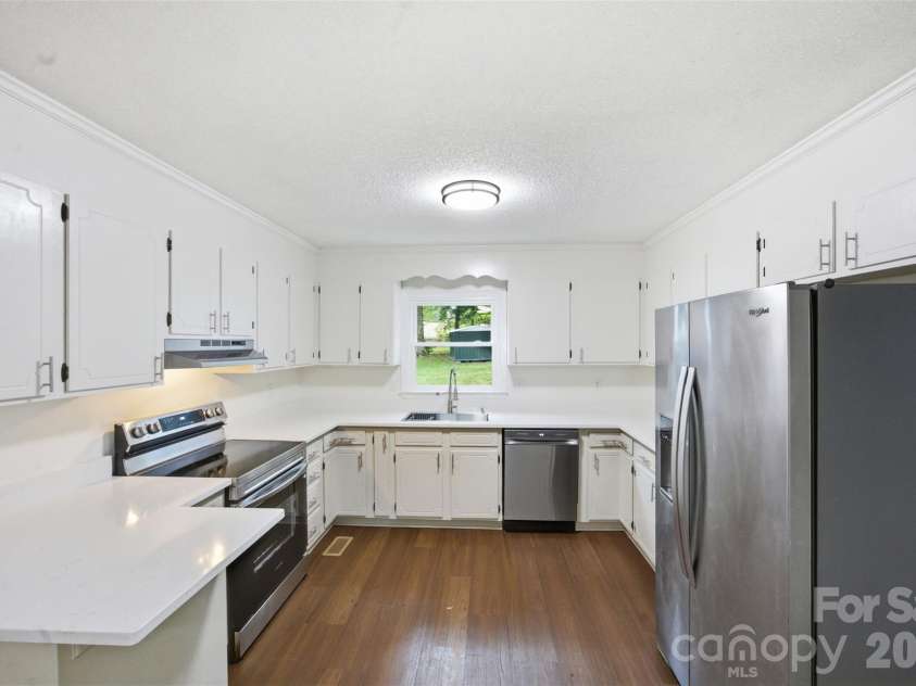 103 New Hampshire Drive, Stanley, NC 28164.  MLS# CAR4419070, YatesRealty ID 47794. 