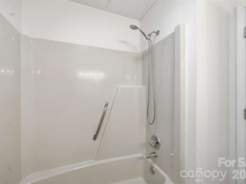 103 New Hampshire Drive, Stanley, NC 28164.  MLS# CAR4419070, YatesRealty ID 47794. 