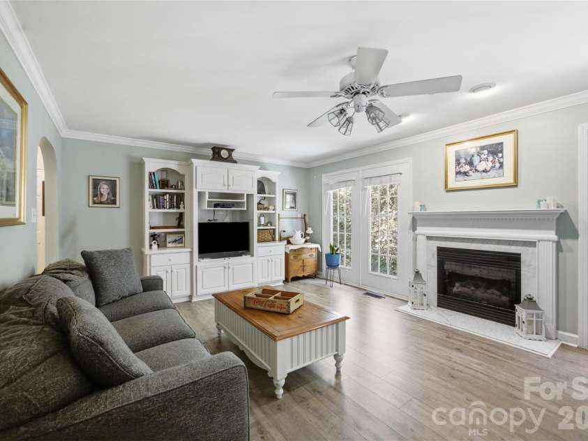 4203 Patriots Way, Gastonia, NC 28056.  MLS# CAR4419507, YatesRealty ID 47795. 