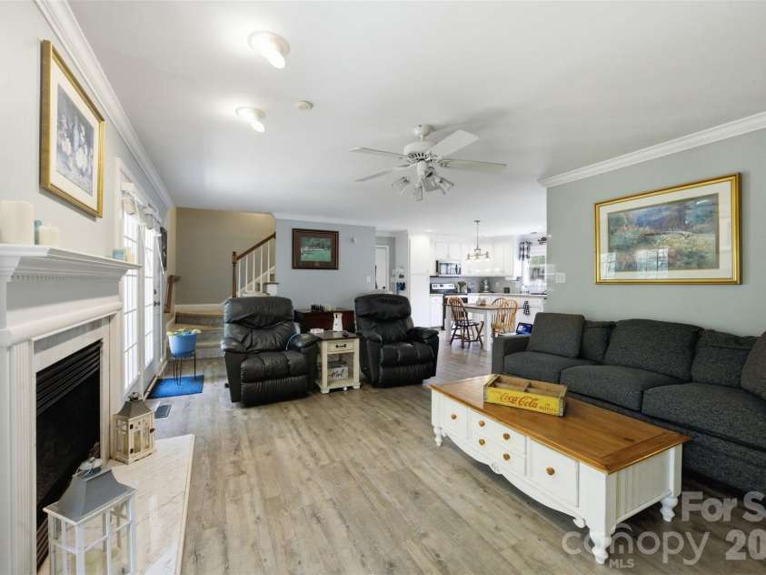 4203 Patriots Way, Gastonia, NC 28056.  MLS# CAR4419507, YatesRealty ID 47795. 