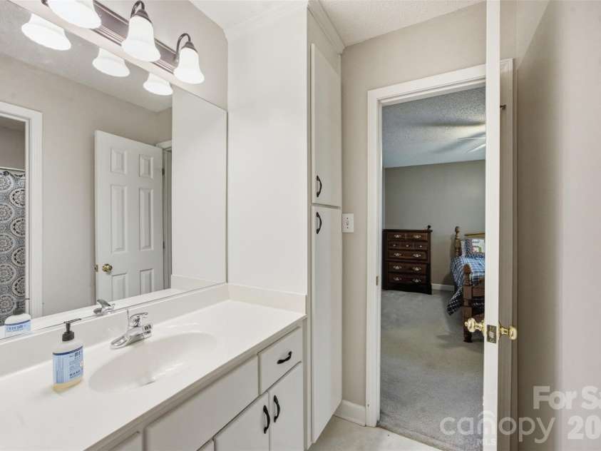 4203 Patriots Way, Gastonia, NC 28056.  MLS# CAR4419507, YatesRealty ID 47795. 