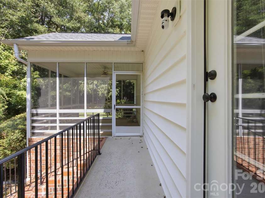 4203 Patriots Way, Gastonia, NC 28056.  MLS# CAR4419507, YatesRealty ID 47795. 