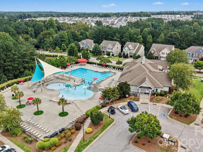 7203 Chrysanthemum Road, Lancaster, SC 29720.  MLS# CAR4418490, YatesRealty ID 47799. Amenities