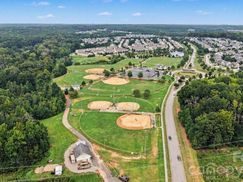 7203 Chrysanthemum Road, Lancaster, SC 29720.  MLS# CAR4418490, YatesRealty ID 47799. Amenities