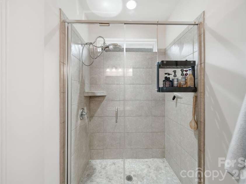 7203 Chrysanthemum Road, Lancaster, SC 29720.  MLS# CAR4418490, YatesRealty ID 47799. Primary Shower