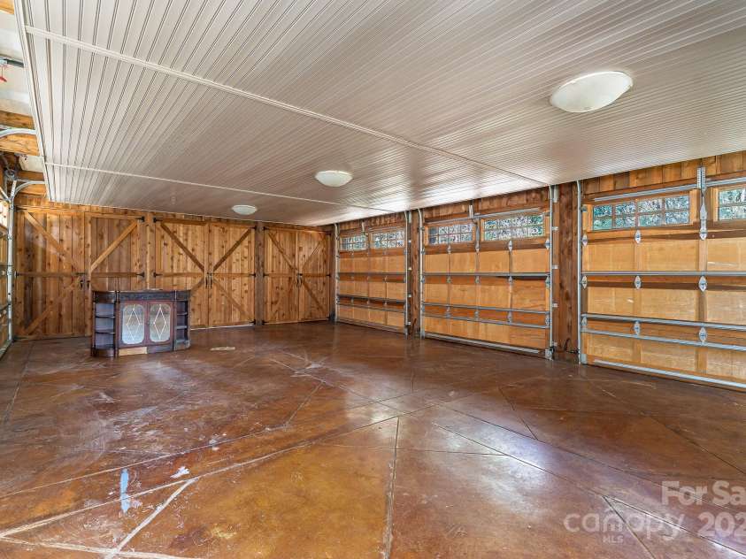 20711 Bethel Church Road, Cornelius, NC 28031.  MLS# CAR4225782, YatesRealty ID 478. 3 car garage