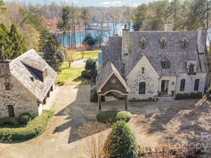 20711 Bethel Church Road, Cornelius, NC 28031.  MLS# CAR4225782, YatesRealty ID 478. Overview of  Scottish estate 