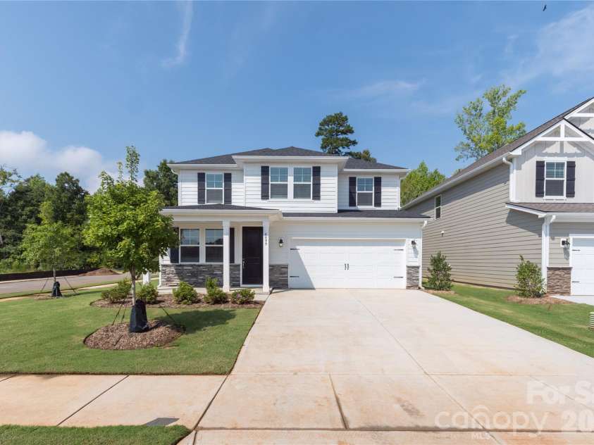 4099 Garrison Grove Lane, Denver, NC 28037.  MLS# CAR4417156, YatesRealty ID 47801. 