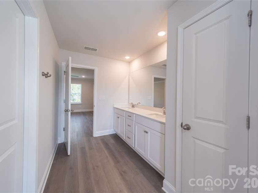 4099 Garrison Grove Lane, Denver, NC 28037.  MLS# CAR4417156, YatesRealty ID 47801. 