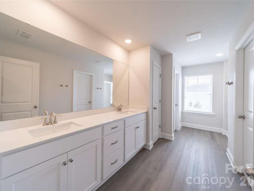 4099 Garrison Grove Lane, Denver, NC 28037.  MLS# CAR4417156, YatesRealty ID 47801. 