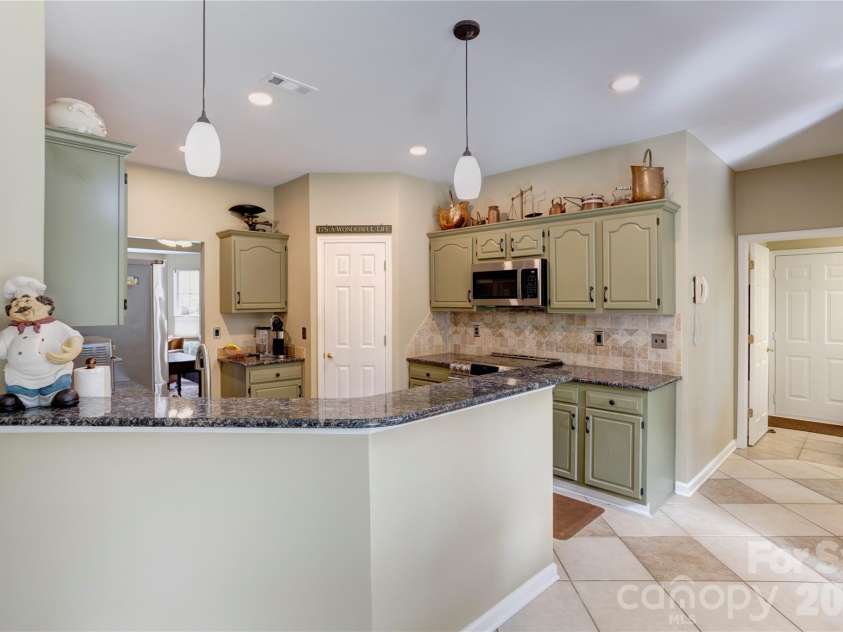 1428 Lockhart Place, Concord, NC 28027.  MLS# CAR4417504, YatesRealty ID 47802. 