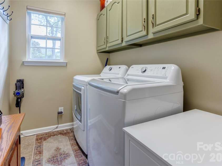 1428 Lockhart Place, Concord, NC 28027.  MLS# CAR4417504, YatesRealty ID 47802. 