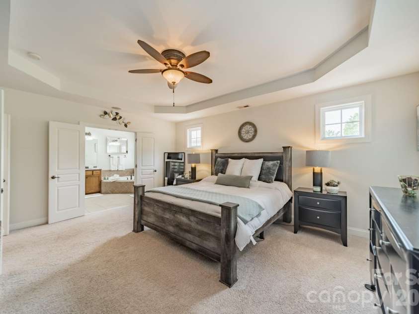 9428 Ardrey Woods Drive, Charlotte, NC 28277.  MLS# CAR4418158, YatesRealty ID 47803. 