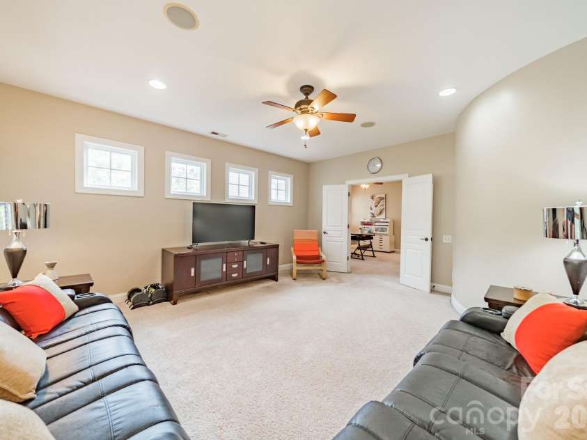 9428 Ardrey Woods Drive, Charlotte, NC 28277.  MLS# CAR4418158, YatesRealty ID 47803. 