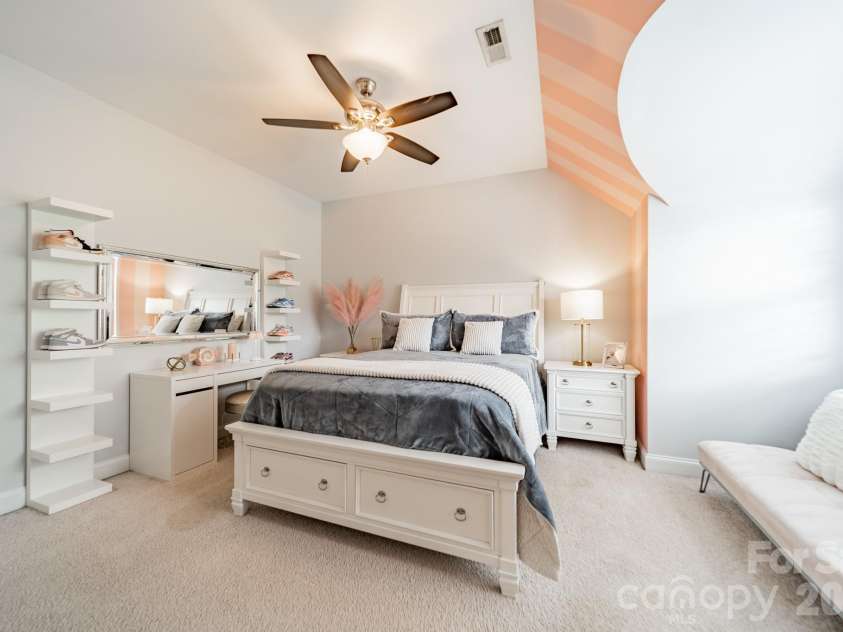 9428 Ardrey Woods Drive, Charlotte, NC 28277.  MLS# CAR4418158, YatesRealty ID 47803. 