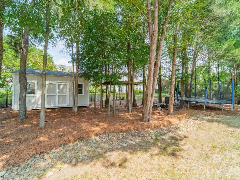 9428 Ardrey Woods Drive, Charlotte, NC 28277.  MLS# CAR4418158, YatesRealty ID 47803. 