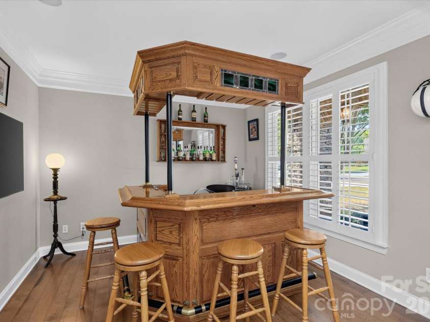 9428 Ardrey Woods Drive, Charlotte, NC 28277.  MLS# CAR4418158, YatesRealty ID 47803. 
