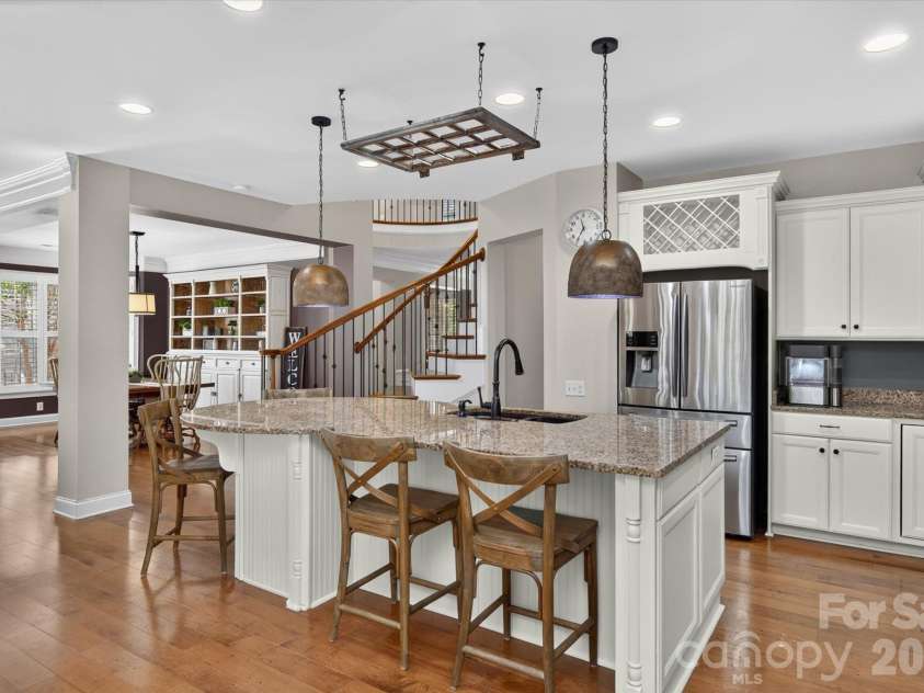9428 Ardrey Woods Drive, Charlotte, NC 28277.  MLS# CAR4418158, YatesRealty ID 47803. 