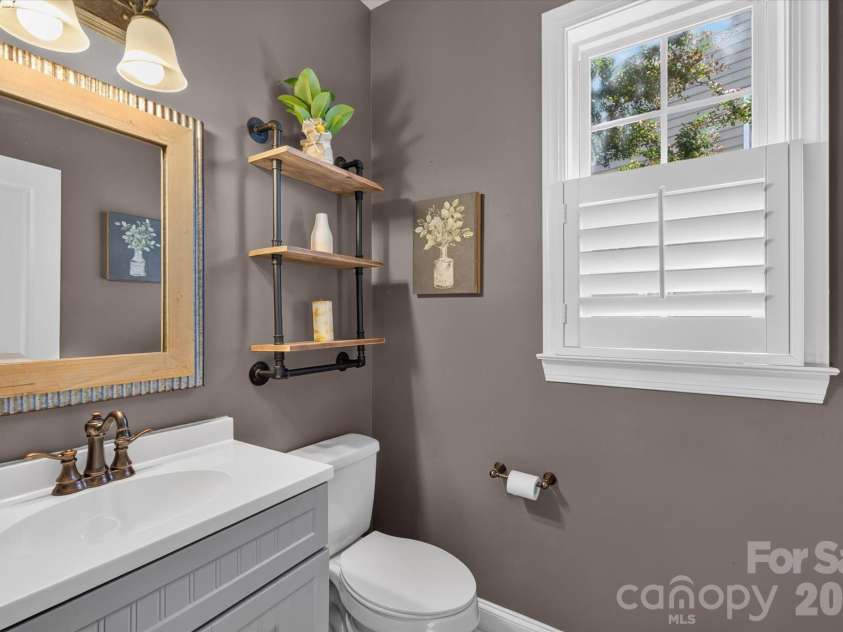9428 Ardrey Woods Drive, Charlotte, NC 28277.  MLS# CAR4418158, YatesRealty ID 47803. 