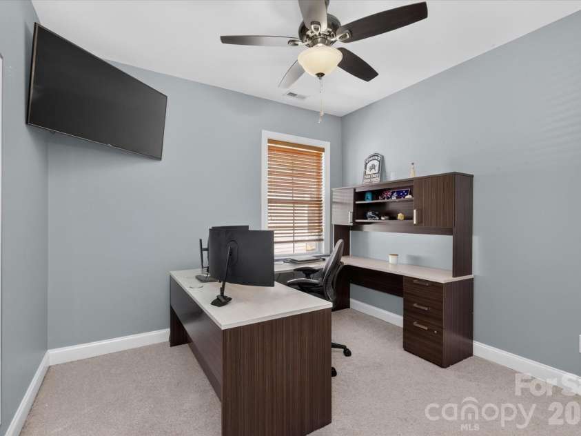 9428 Ardrey Woods Drive, Charlotte, NC 28277.  MLS# CAR4418158, YatesRealty ID 47803. 