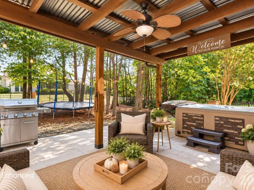 9428 Ardrey Woods Drive, Charlotte, NC 28277.  MLS# CAR4418158, YatesRealty ID 47803. 