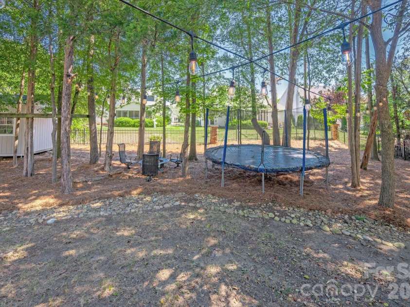 9428 Ardrey Woods Drive, Charlotte, NC 28277.  MLS# CAR4418158, YatesRealty ID 47803. 