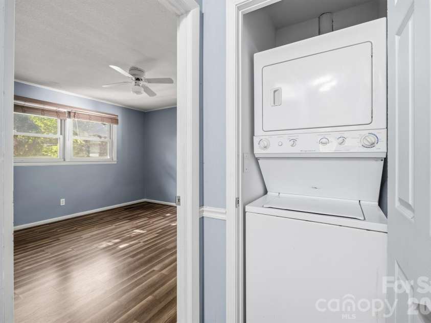 2300 Brookwood Road, Lincolnton, NC 28092.  MLS# CAR4419387, YatesRealty ID 47805. 
