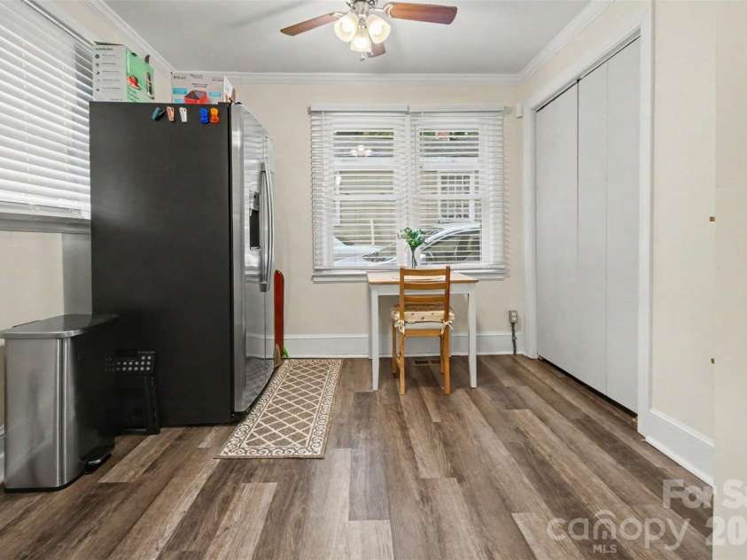 405 Killian Avenue, Mount Holly, NC 28120.  MLS# CAR4414723, YatesRealty ID 47806. 