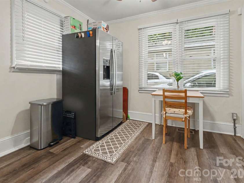 405 Killian Avenue, Mount Holly, NC 28120.  MLS# CAR4414723, YatesRealty ID 47806. 