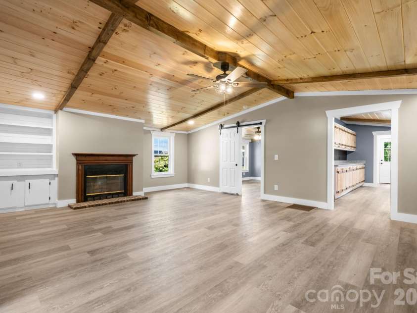 160 Green Street, Rutherford College, NC 28612.  MLS# CAR4419339, YatesRealty ID 47809. 