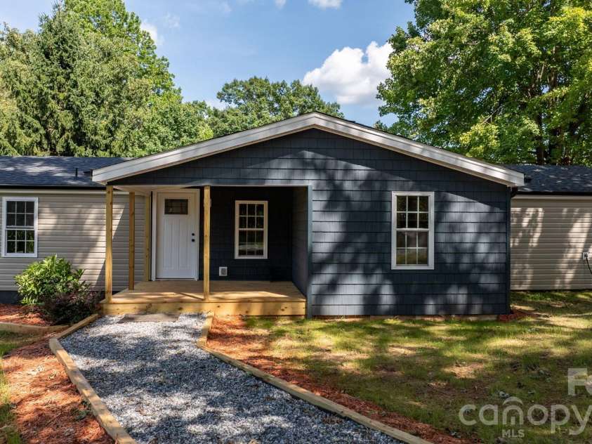 160 Green Street, Rutherford College, NC 28612.  MLS# CAR4419339, YatesRealty ID 47809. 