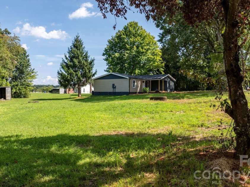 160 Green Street, Rutherford College, NC 28612.  MLS# CAR4419339, YatesRealty ID 47809. 
