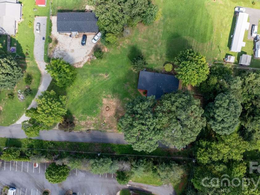 160 Green Street, Rutherford College, NC 28612.  MLS# CAR4419339, YatesRealty ID 47809. 