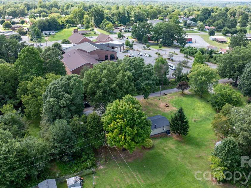 160 Green Street, Rutherford College, NC 28612.  MLS# CAR4419339, YatesRealty ID 47809. 