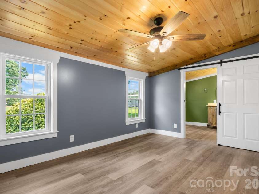 160 Green Street, Rutherford College, NC 28612.  MLS# CAR4419339, YatesRealty ID 47809. 