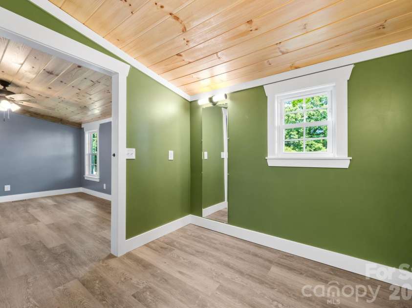 160 Green Street, Rutherford College, NC 28612.  MLS# CAR4419339, YatesRealty ID 47809. 