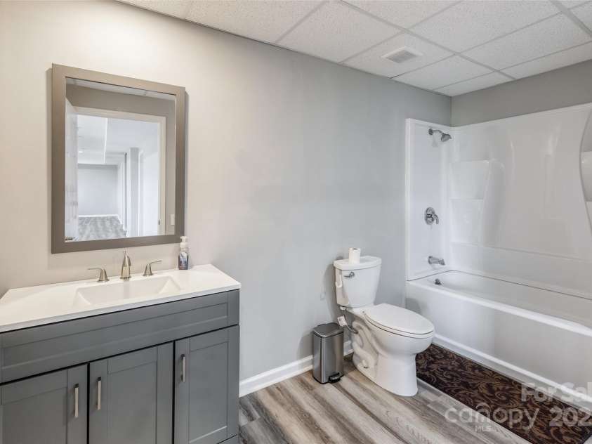 11609 Mersington Lane, Charlotte, NC 28277.  MLS# CAR4231449, YatesRealty ID 4781. Basement bathroom
