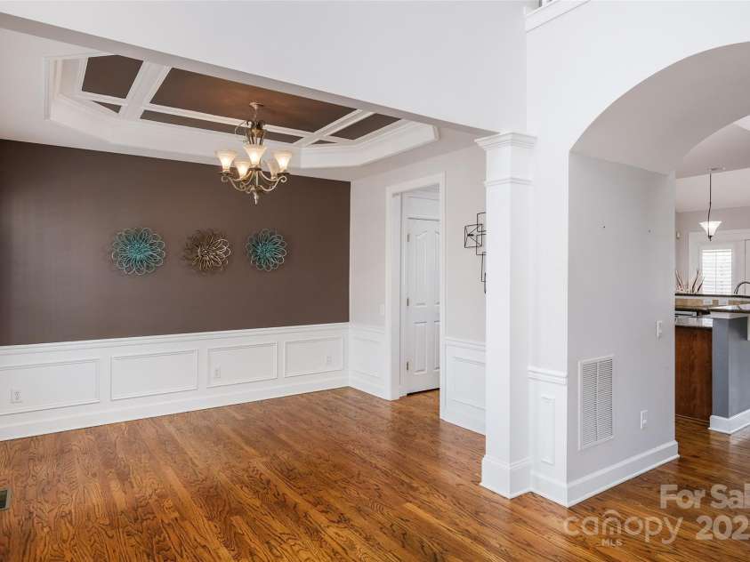 11609 Mersington Lane, Charlotte, NC 28277.  MLS# CAR4231449, YatesRealty ID 4781. Dining room