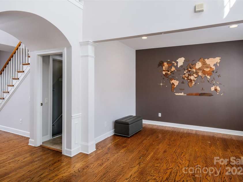 11609 Mersington Lane, Charlotte, NC 28277.  MLS# CAR4231449, YatesRealty ID 4781. Living room